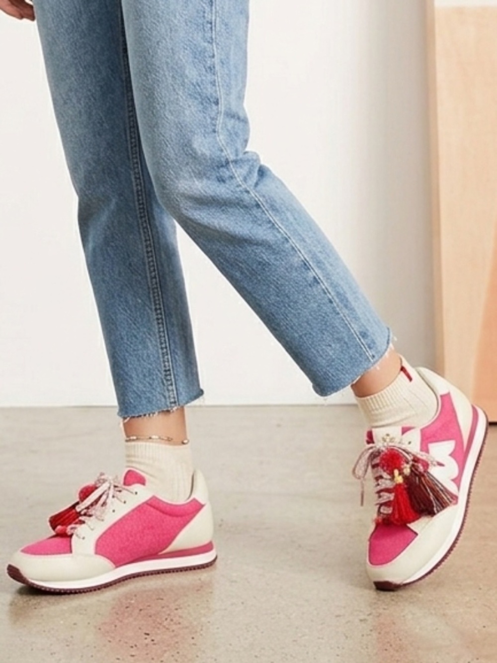 Birdies The Roadrunner 21SEEDS Hibiscus Raffia Sneakers Size 10